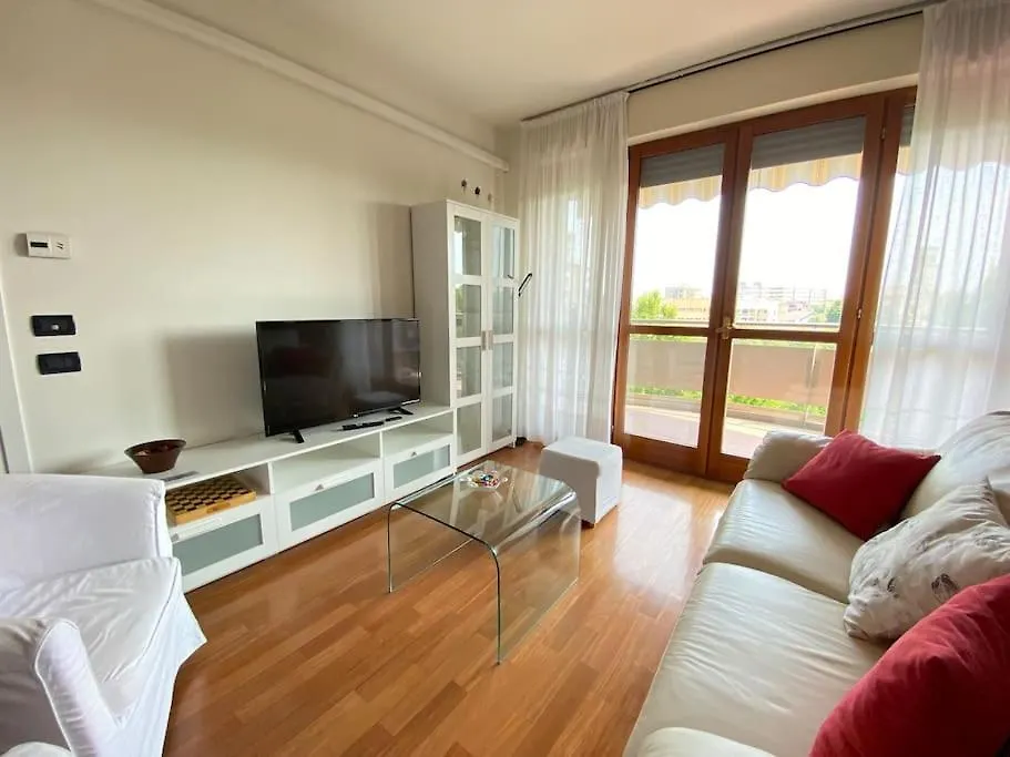 Apartament Incantevole - 15 Minuti Da Duomo + Wifi, Parking San Donato Milanese Włochy